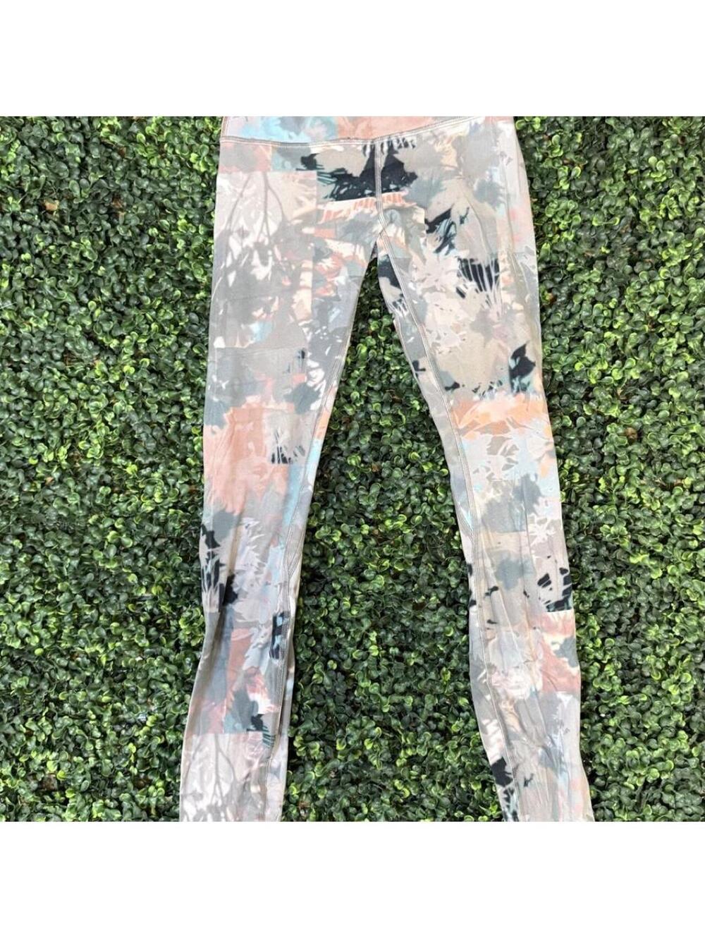 Lululemon full-length leggings size 4